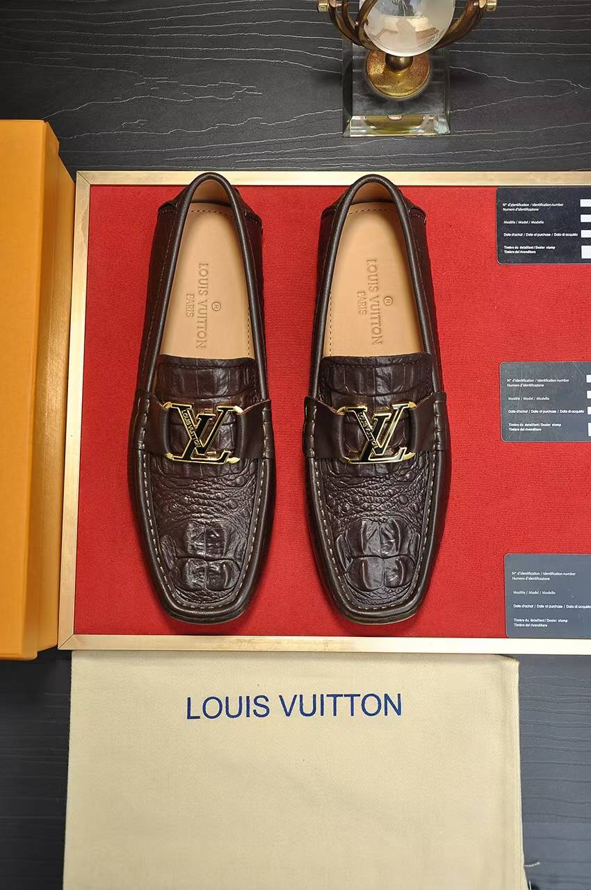 Luxury Monogram Leather Loafers – Classic Comfort & Style