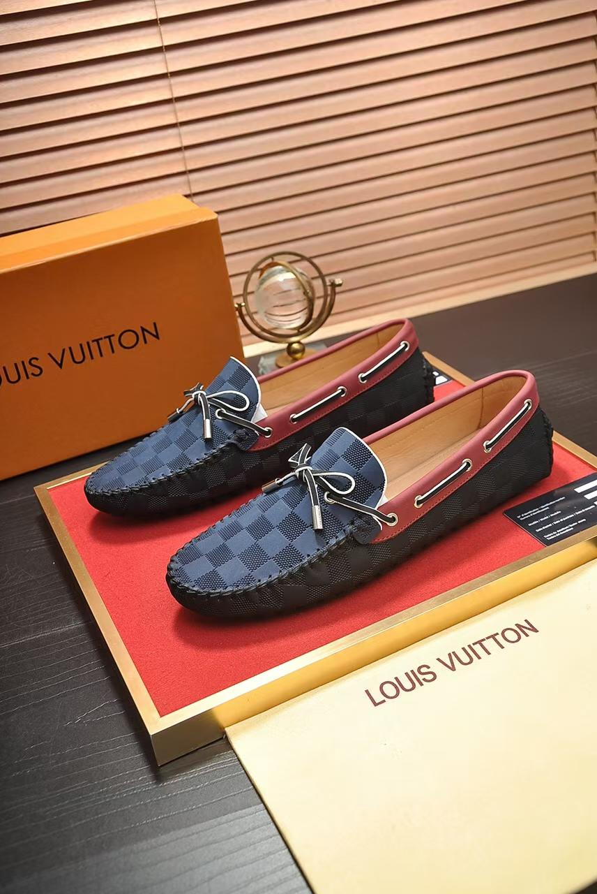 Luxury Monogram Leather Loafers – Classic Comfort & Style