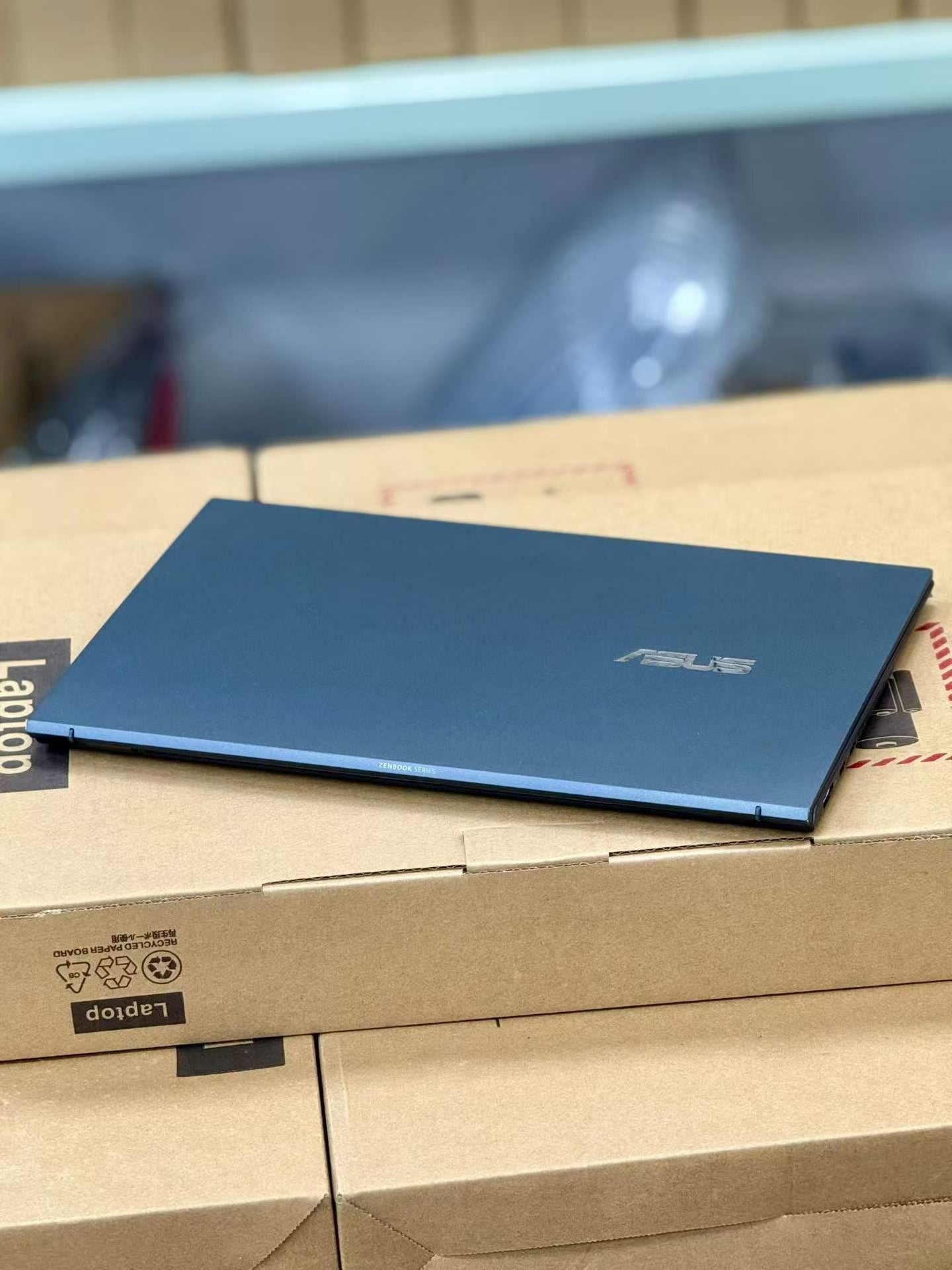ASUS ZenBook Ultra-Slim Laptop – Premium Performance & Style