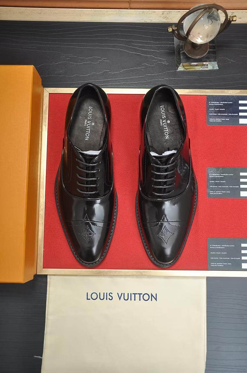 Premium Leather Oxford Shoes – Elegant Formal Wear
