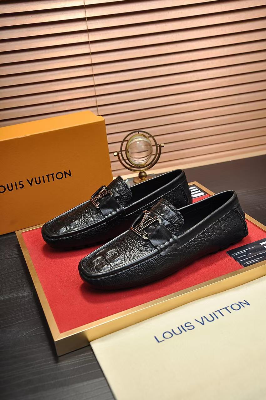 Luxury Monogram Leather Loafers – Classic Comfort & Style