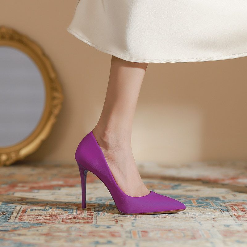 Elegant Green Pointed-Toe High Heel Pumps