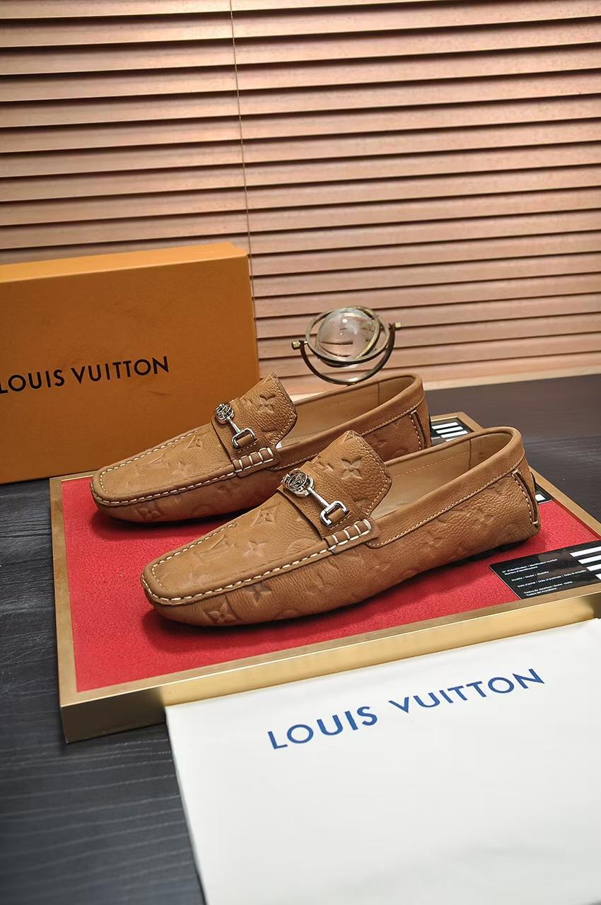 Luxury Monogram Leather Loafers – Classic Comfort & Style