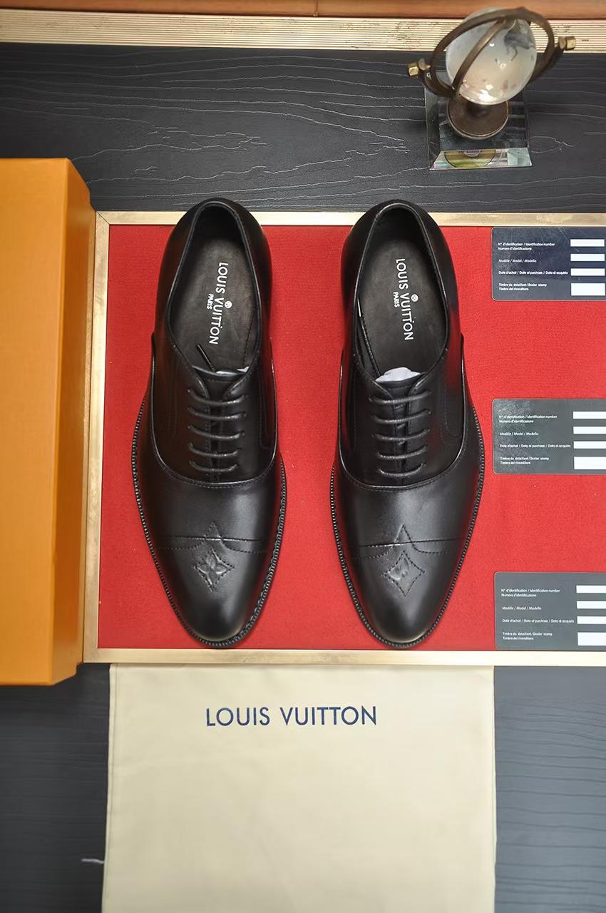 Premium Leather Oxford Shoes – Elegant Formal Wear